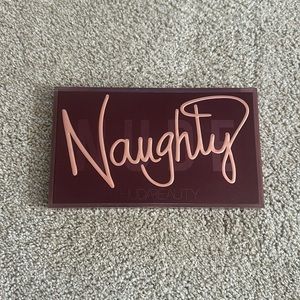 Huda beauty naughty palette